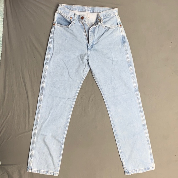 Wrangler jeans. - Picture 2 of 8